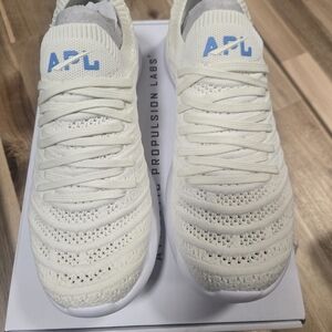 APL Athletic Propulsion Labs Womens Techloom Wave Size 7.5